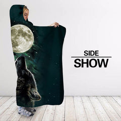 Wolf hooded blanket